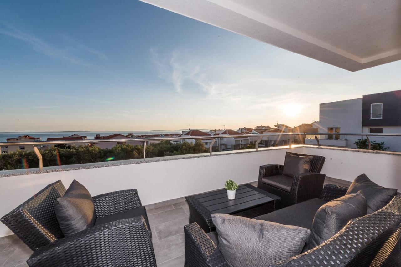 נובליה Villa Magnifica Apartments With Pool מראה חיצוני תמונה