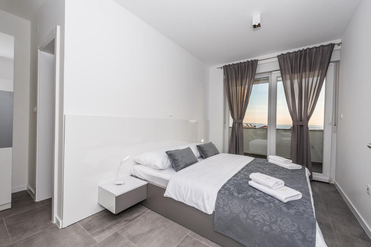 נובליה Villa Magnifica Apartments With Pool מראה חיצוני תמונה